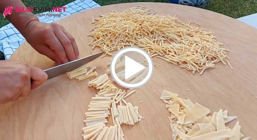 Ev Yapımı Tane Tane Erişte Kesme Videolu Anlatım