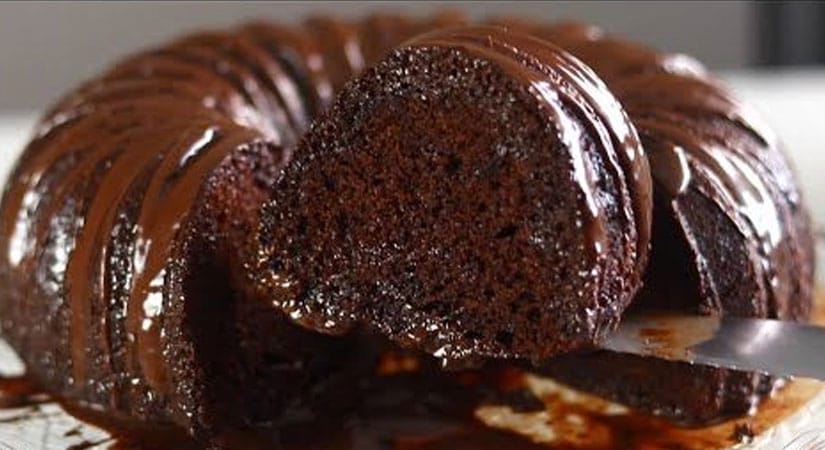 Bildiğiniz Tüm Islak Kekleri Unutturan Tarif Videolu Anlatım